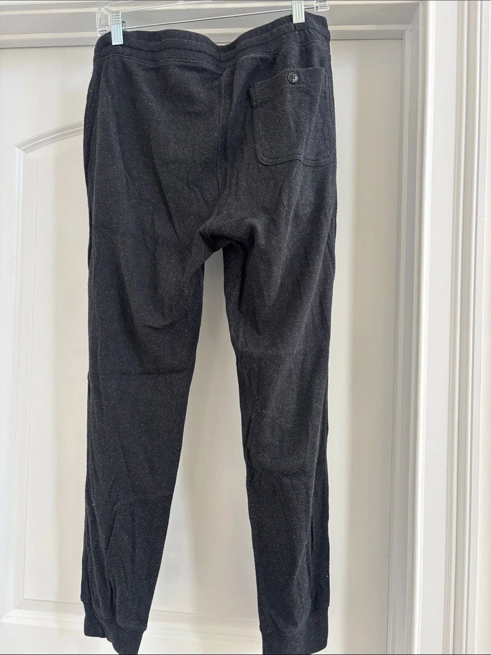 Faherty Men's Black Knit Joggers - Picture 3 of 3